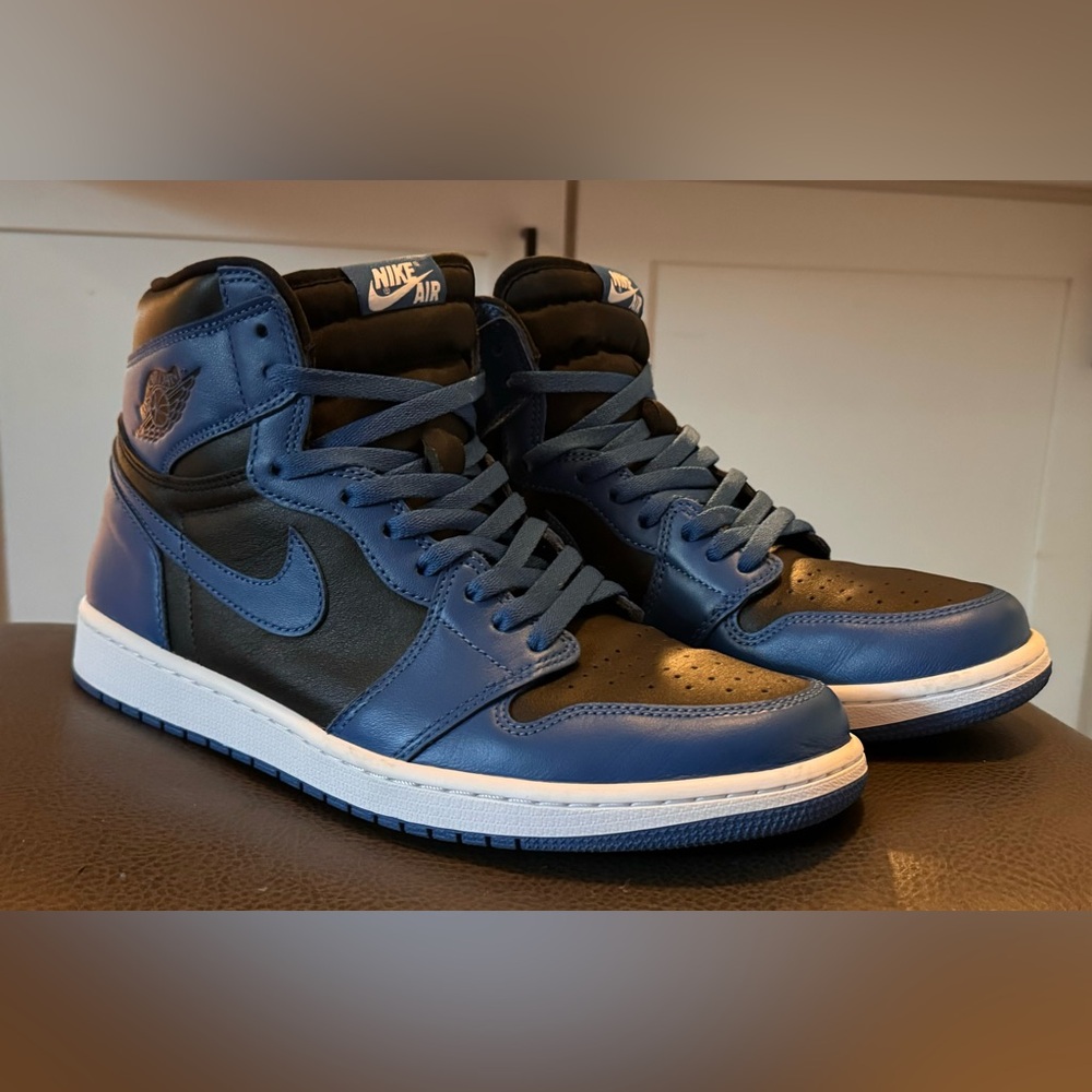 Jordan 1 Retro OG High Dark Marina Blue